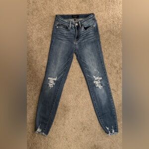 Judy Blue Ripped Skinny Jeans in Classic Blue